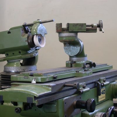 tool clutter and grinder